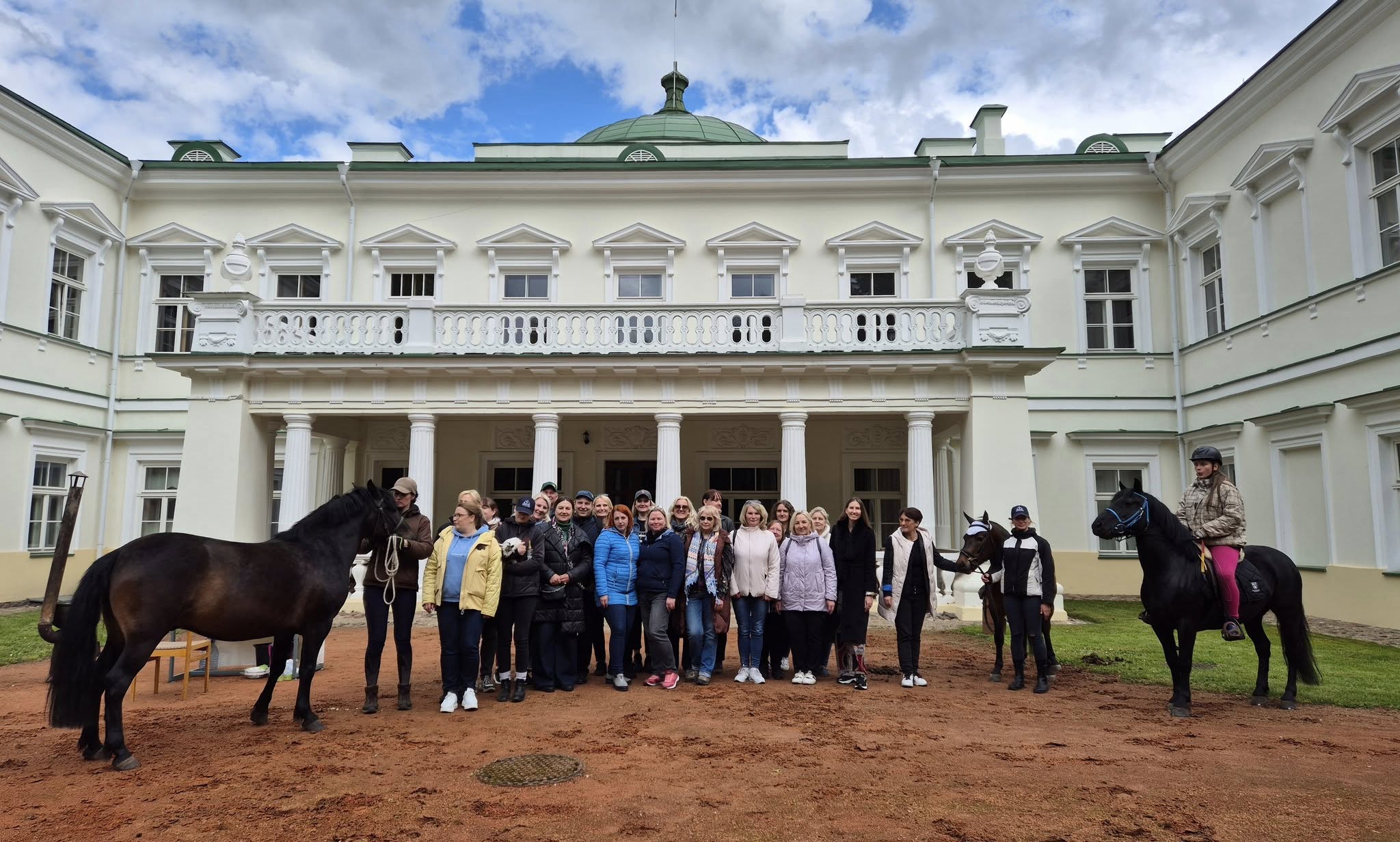 „Tylūs pabėgimai“ „Tylūs pabėgimai“